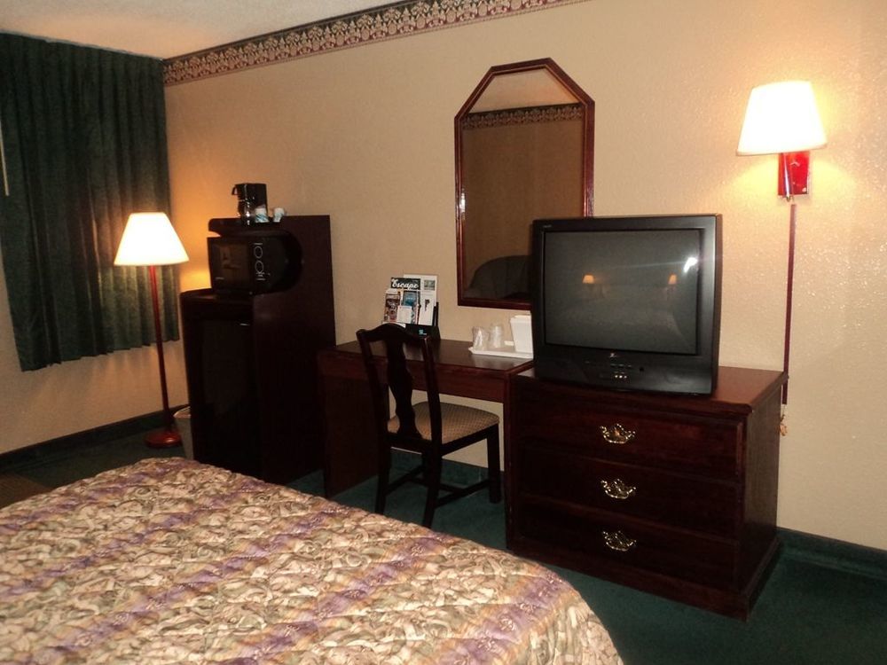 Continental Inn - Charlotte Ruang foto